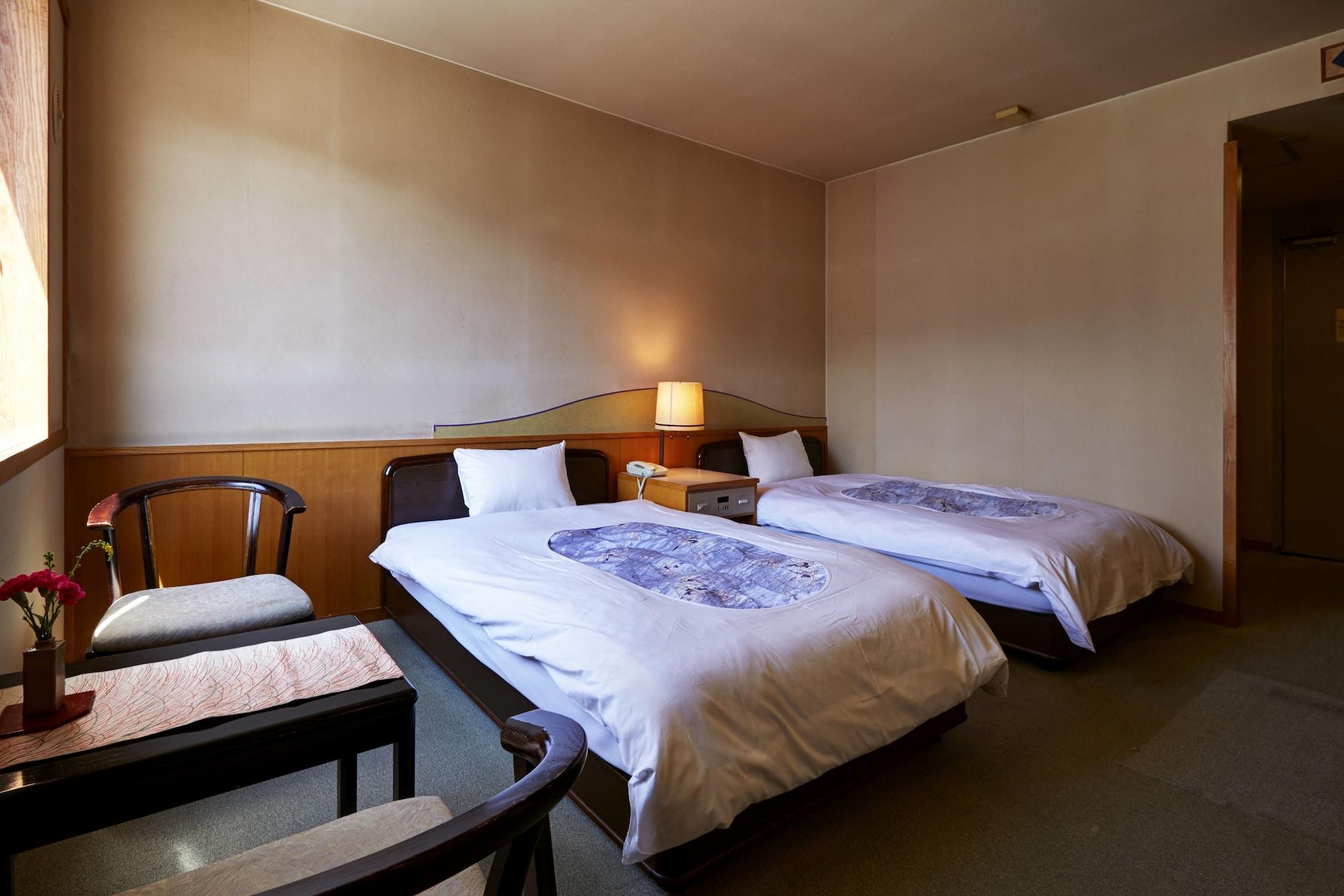 Hotel New Tsuruta Бепу Екстериор снимка