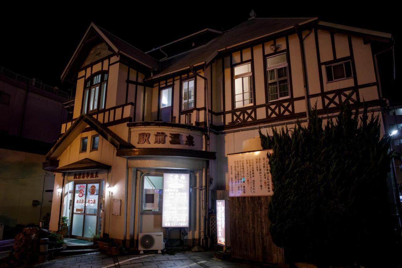 Hotel New Tsuruta Бепу Екстериор снимка