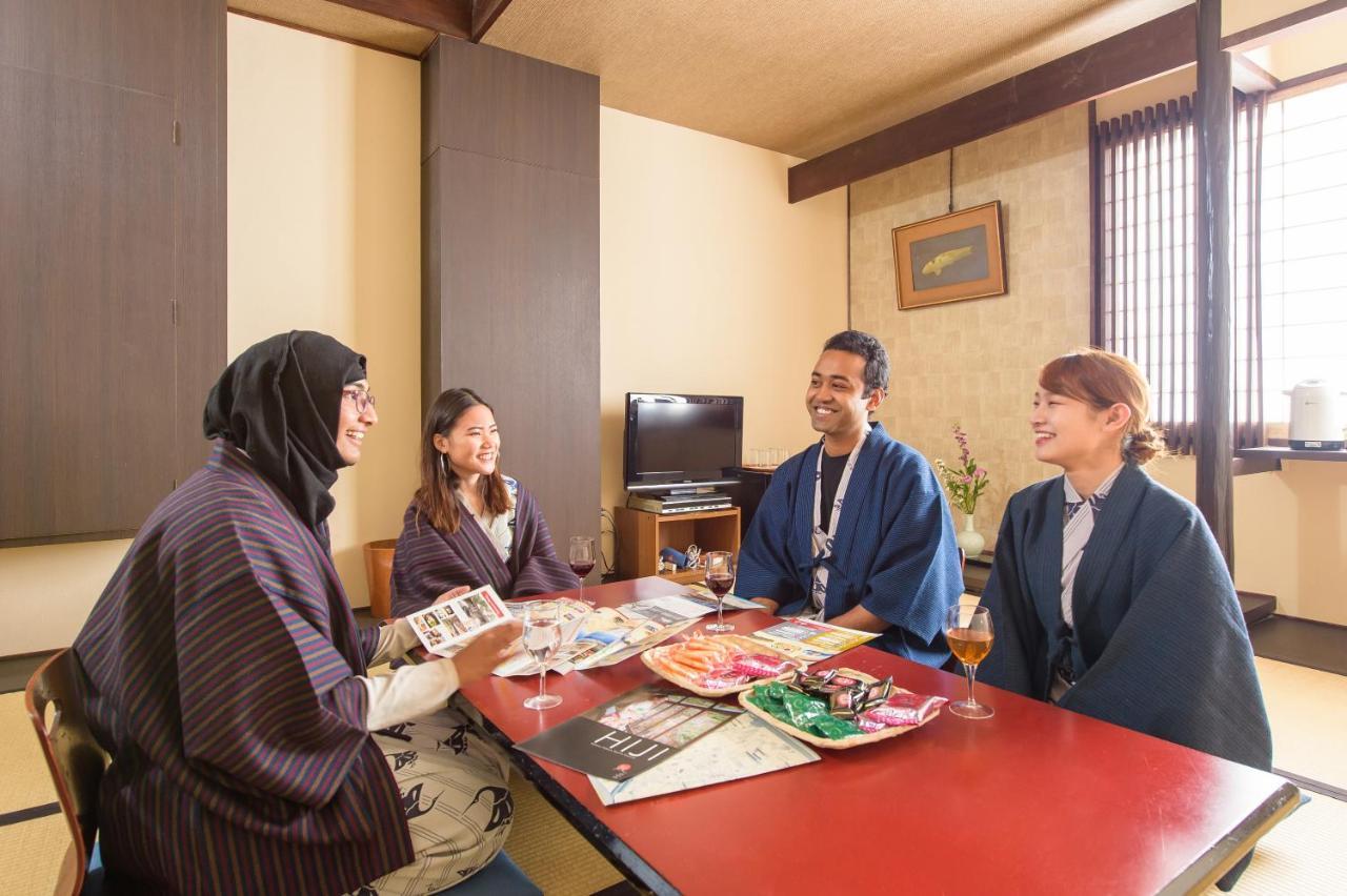 Hotel New Tsuruta Бепу Екстериор снимка